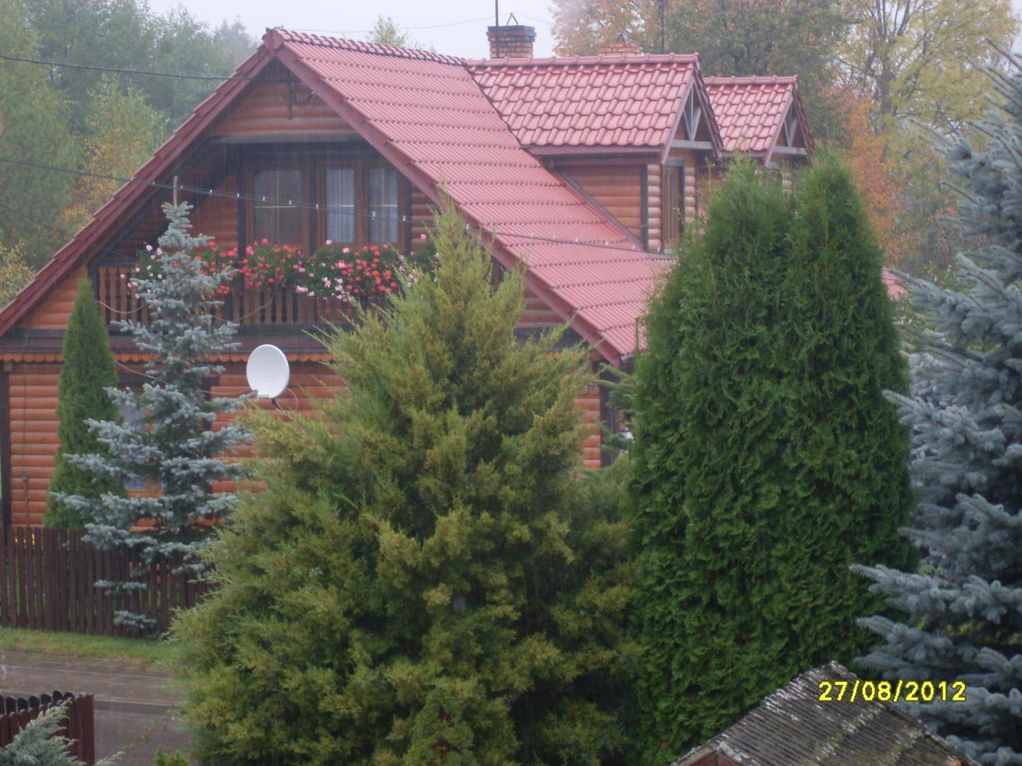 Ferienwohnung Domek Jaskolka Białowieża Exterior foto